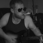 Bisc_s_drummin_the_guitar